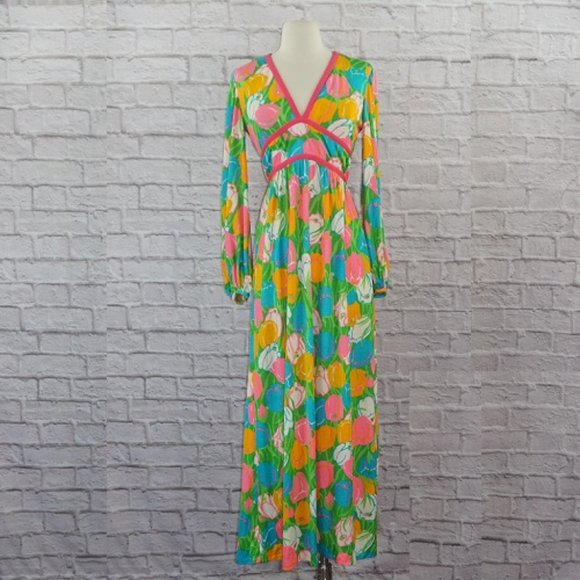 Vintage Dresses & Skirts - Vintage 70s Floral Tulip Maxi Dress